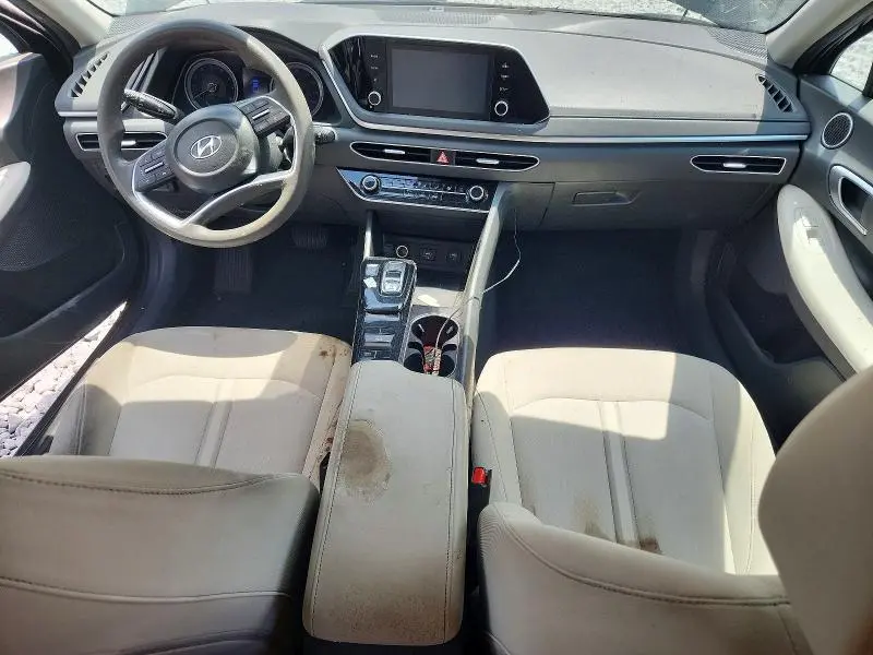 2023 HYUNDAI SONATA SE  