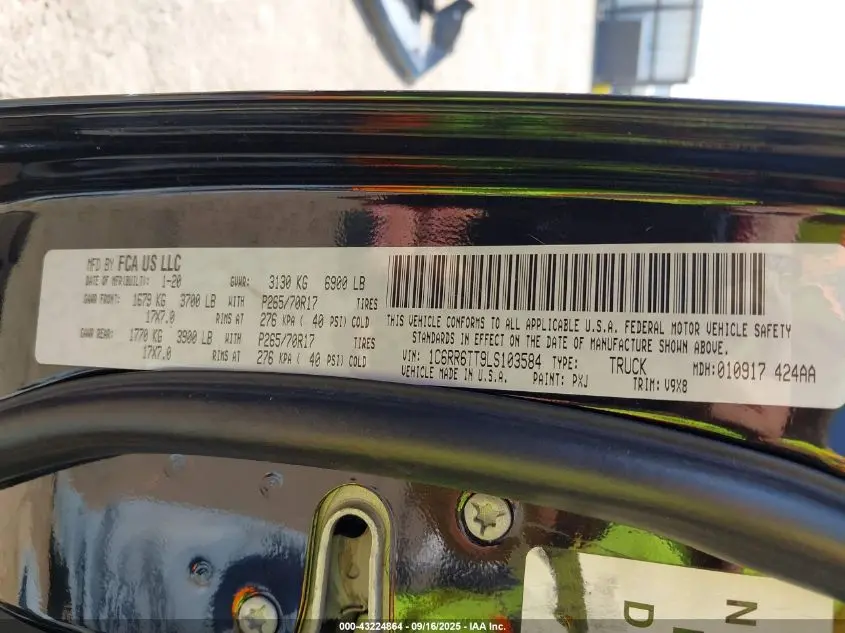 2020 RAM 1500 CLASSIC SLT  4X2 6'4 BOX