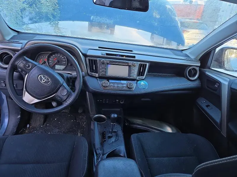 2013 TOYOTA RAV4 XLE  