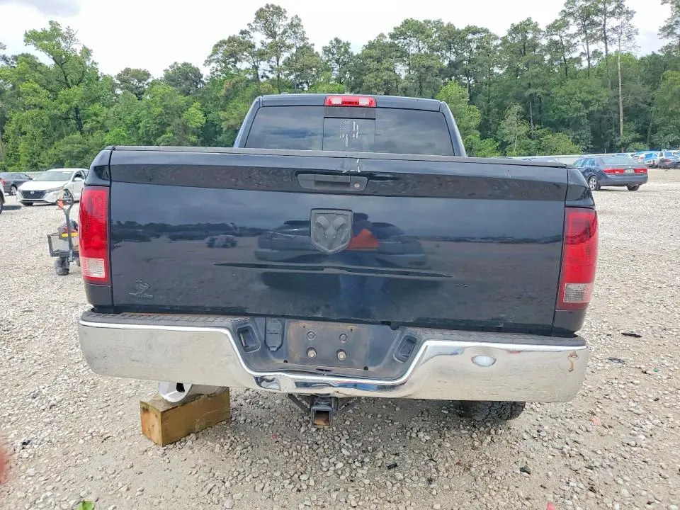 2013 RAM 1500 SLT  