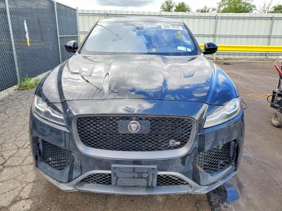 2020 JAGUAR F-PACE SVR  