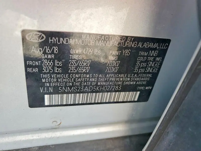 2019 HYUNDAI SANTA FE SE  