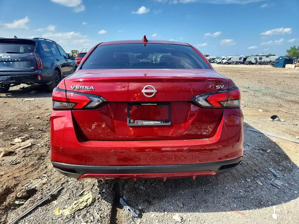 2024 NISSAN VERSA SV  