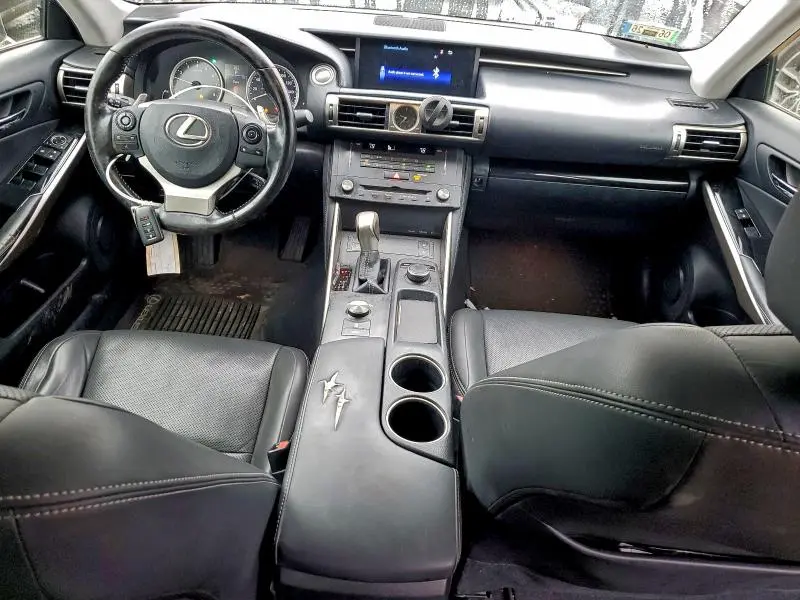 2016 LEXUS IS 300  