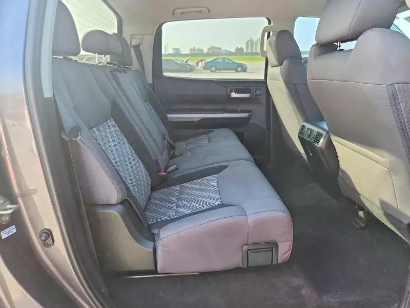 2020 TOYOTA TUNDRA CREWMAX SR5  