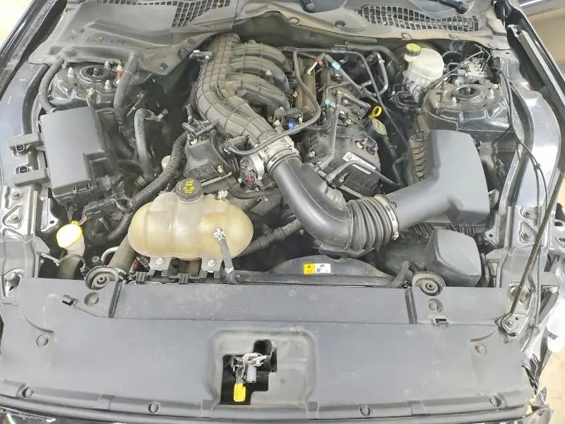 2017 FORD MUSTANG BASE  