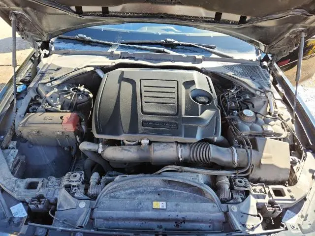 2019 JAGUAR XE PREMIUM  