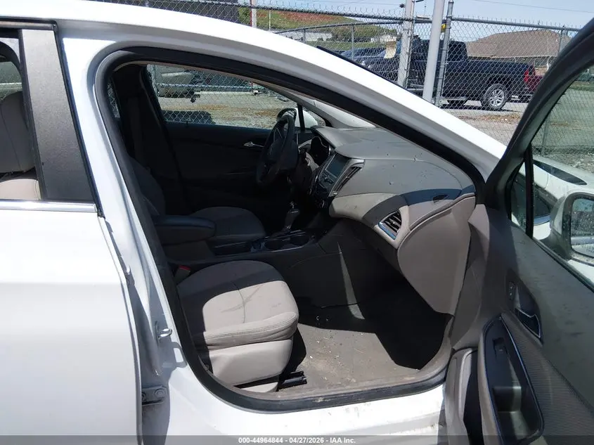 2018 CHEVROLET CRUZE LT AUTO