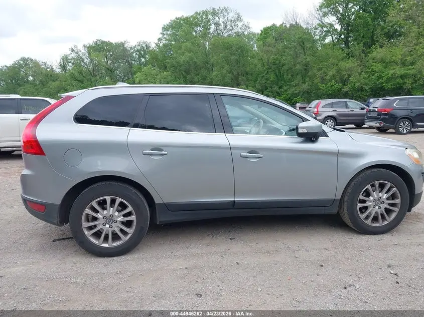 2010 VOLVO XC60 T6/T6 R-DESIGN