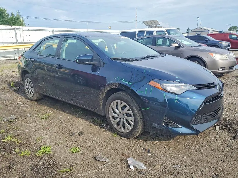 2017 TOYOTA COROLLA LE  