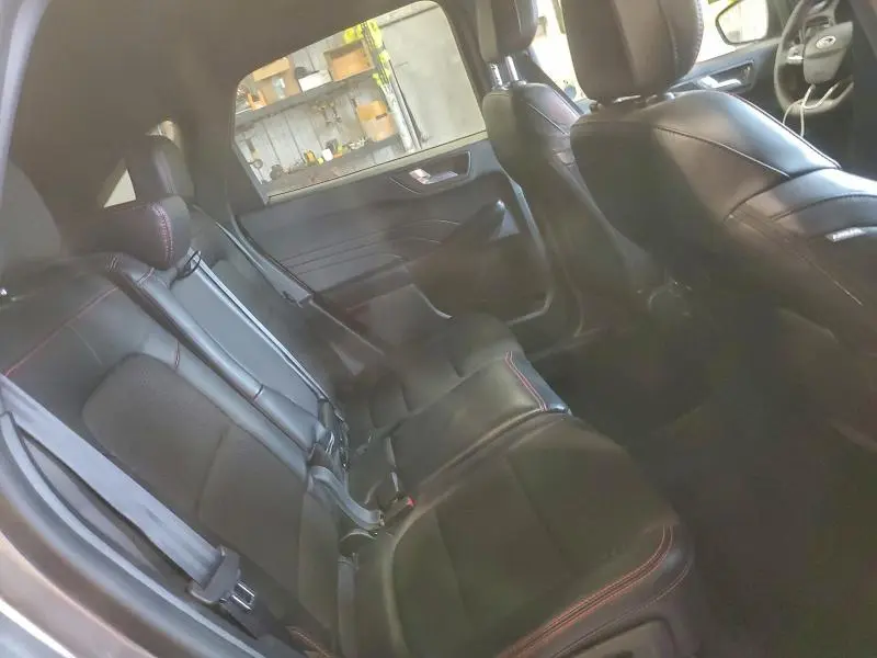 2023 FORD ESCAPE ST LINE  