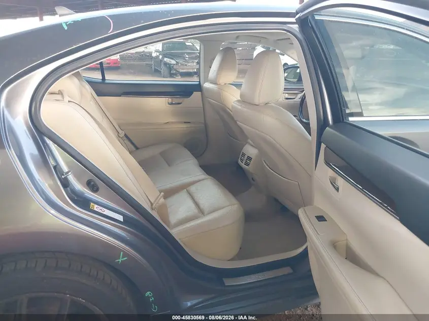 2013 LEXUS ES 350  