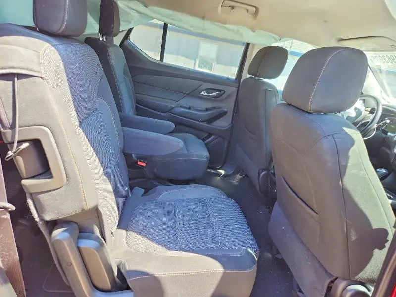 2018 CHEVROLET TRAVERSE LT  