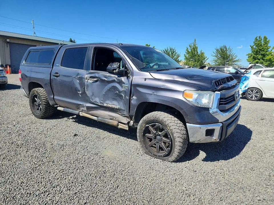 2014 TOYOTA TUNDRA CREWMAX SR5  