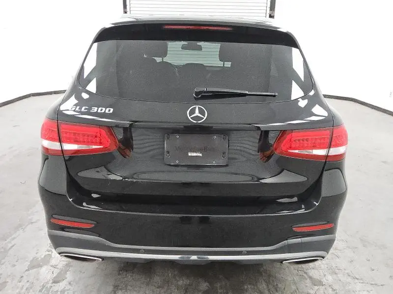 2016 MERCEDES-BENZ GLC 300  