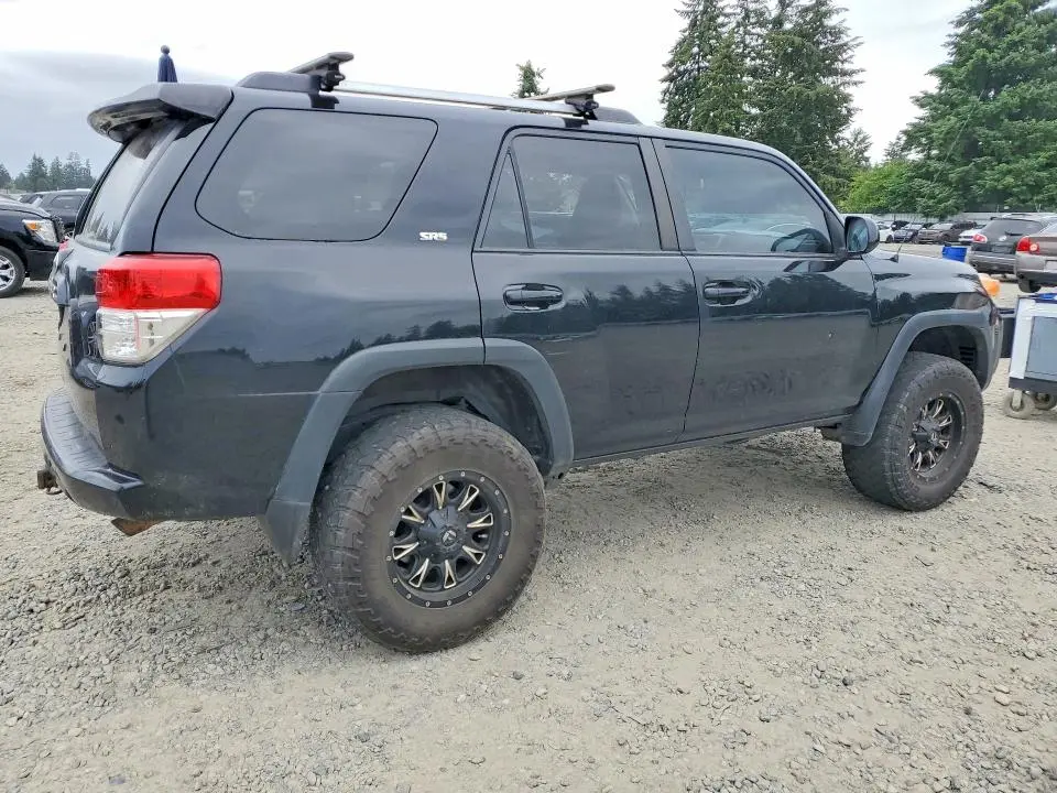 2013 TOYOTA 4RUNNER SR5  