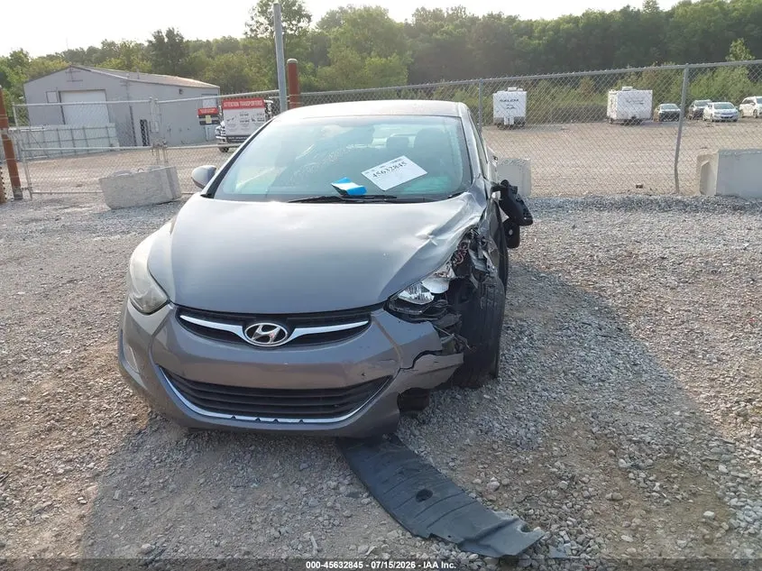 2013 HYUNDAI ELANTRA GLS