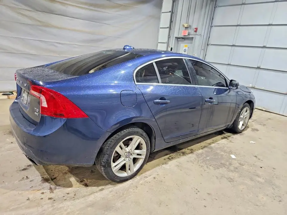 2015 VOLVO S60 PREMIER  