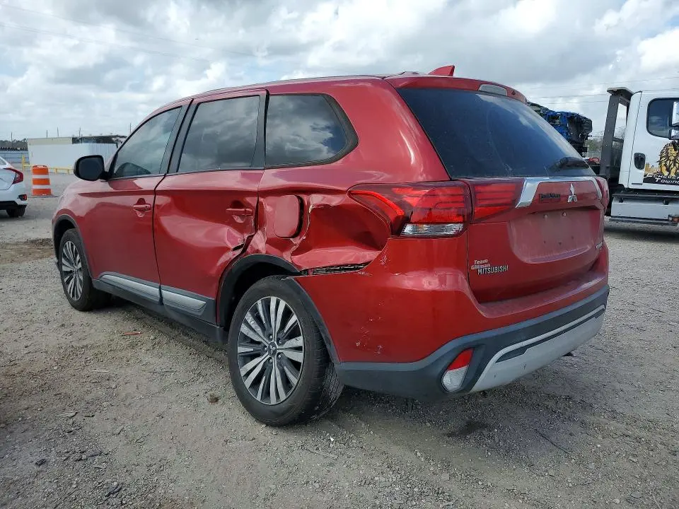 2019 MITSUBISHI OUTLANDER SE  