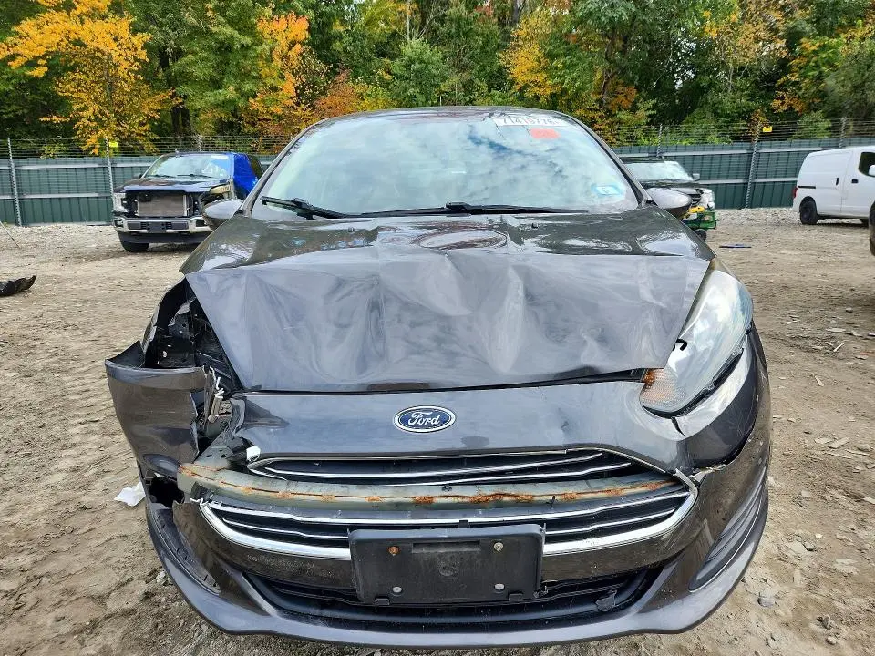2018 FORD FIESTA SE  
