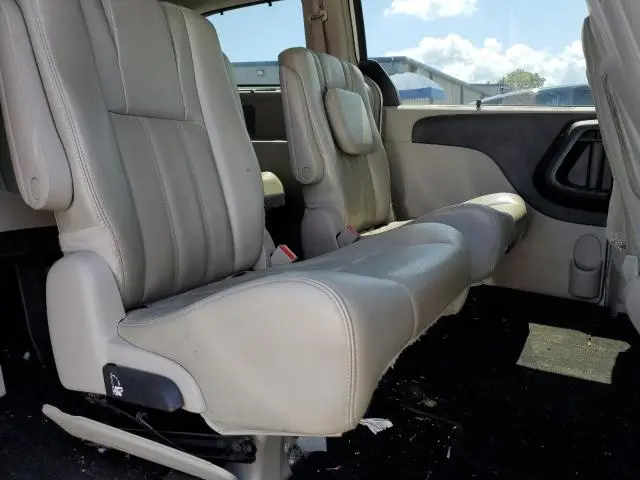 2014 CHRYSLER TOWN & COUNTRY TOURING  