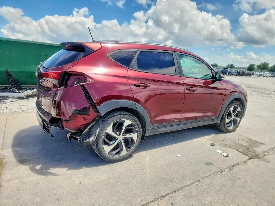 2016 HYUNDAI TUCSON SPORT  