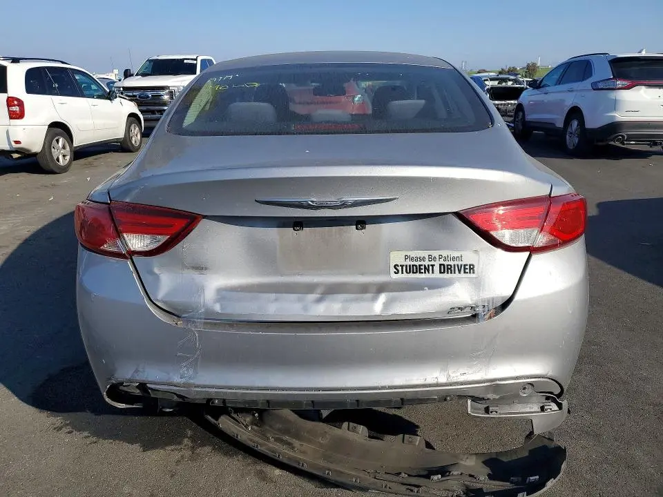 2015 CHRYSLER 200 LIMITED  