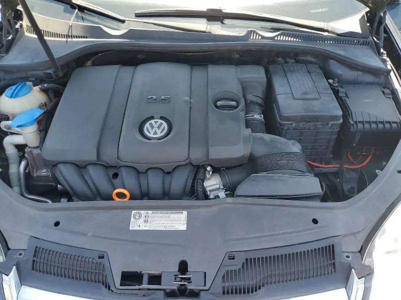 2010 VOLKSWAGEN JETTA LIMITED  