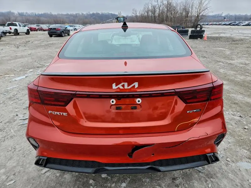 2022 KIA FORTE GT LINE  