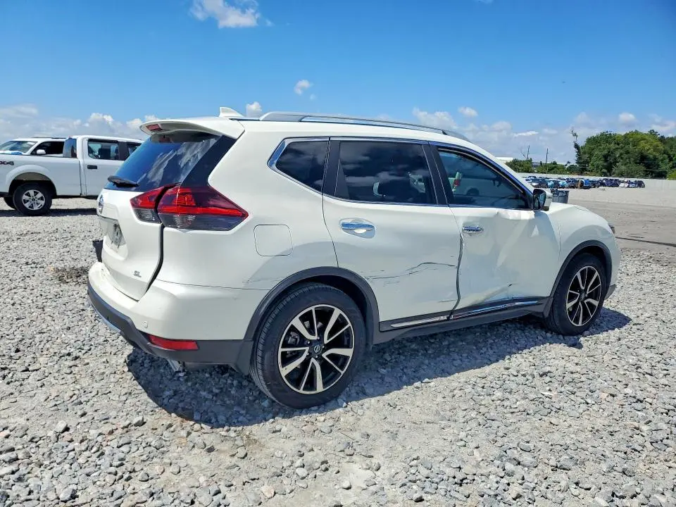 2019 NISSAN ROGUE SL  