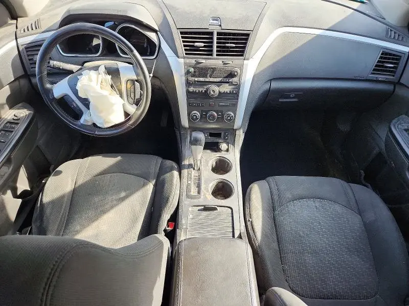 2011 CHEVROLET TRAVERSE LT  