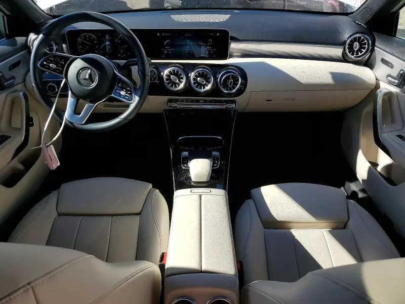 2020 MERCEDES-BENZ A 220  