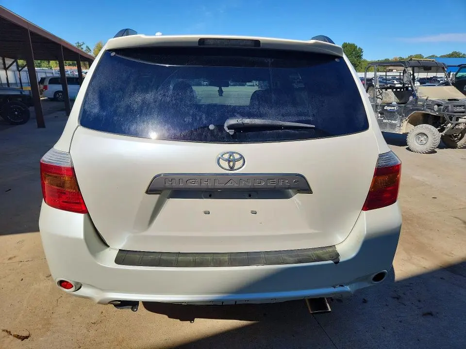 2010 TOYOTA HIGHLANDER SPORT  