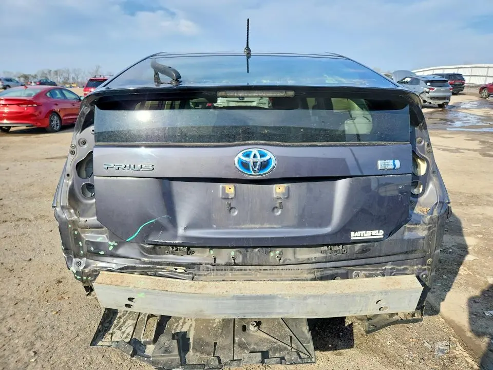 2012 TOYOTA PRIUS TWO  