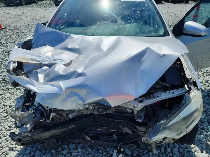 2016 TOYOTA COROLLA LE PLUS  
