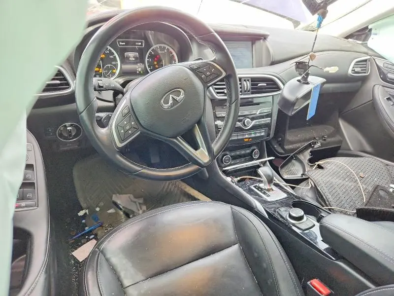 2017 INFINITI QX30 PREMIUM  