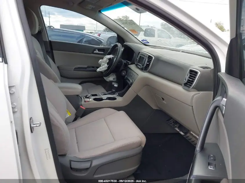 2018 KIA SPORTAGE LX