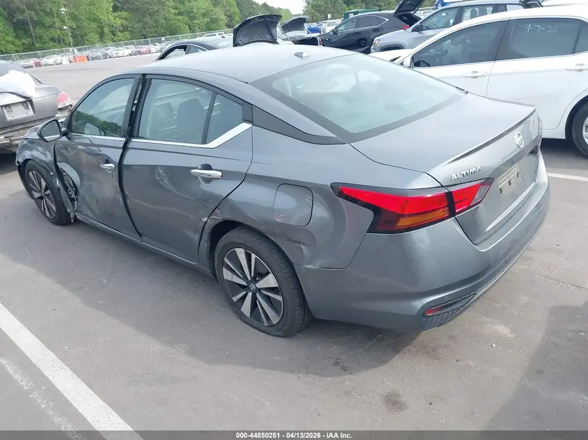 2022 NISSAN ALTIMA SV FWD