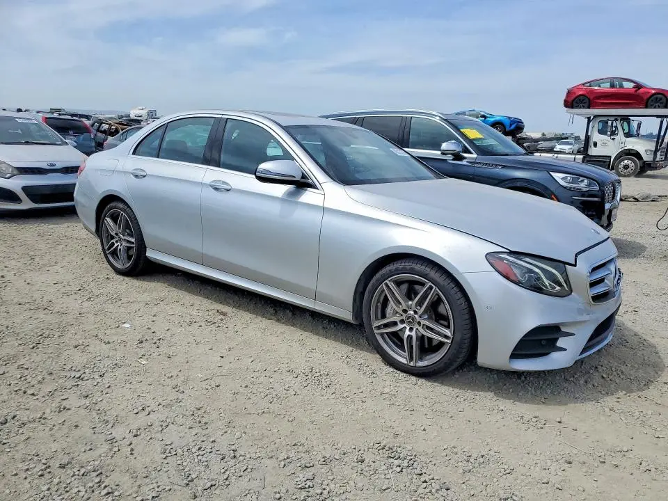 2018 MERCEDES-BENZ E 300  