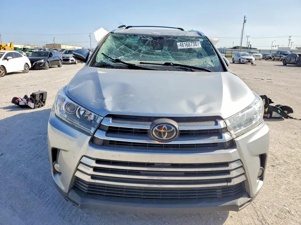 2018 TOYOTA HIGHLANDER LIMITED  