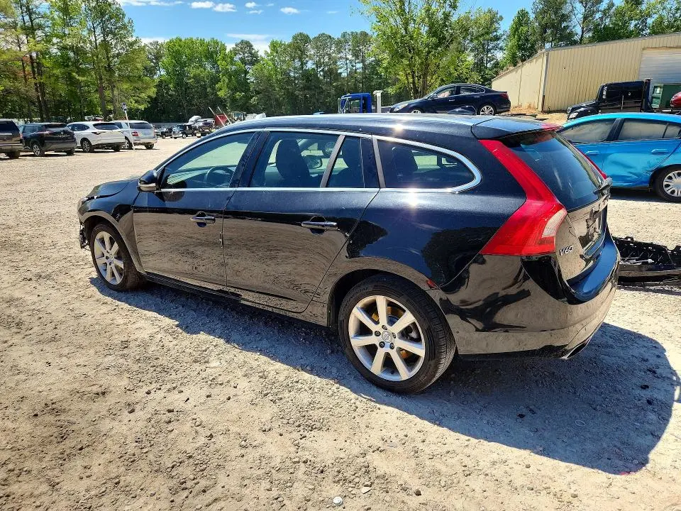 2016 VOLVO V60 T5 PLATINUM  