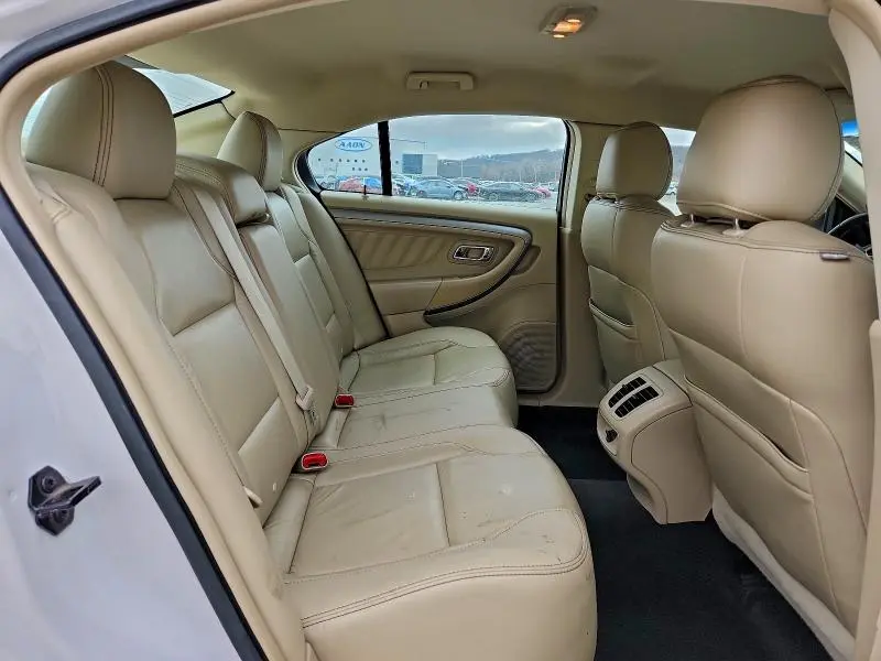 2016 FORD TAURUS SEL  