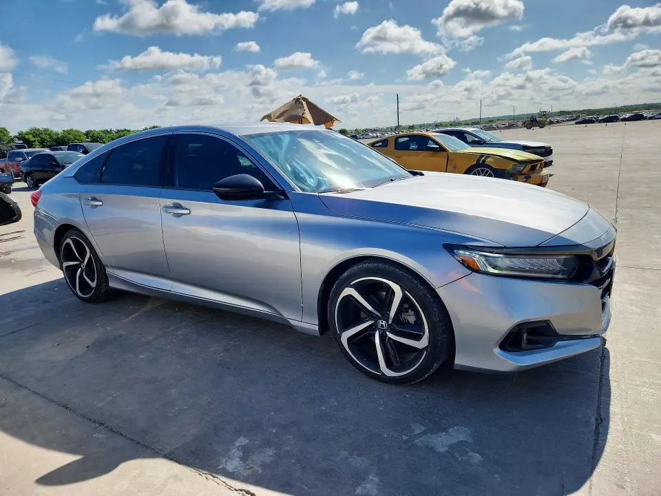 2021 HONDA ACCORD SPORT  