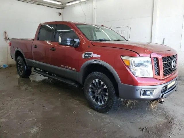 2016 NISSAN TITAN XD SL  