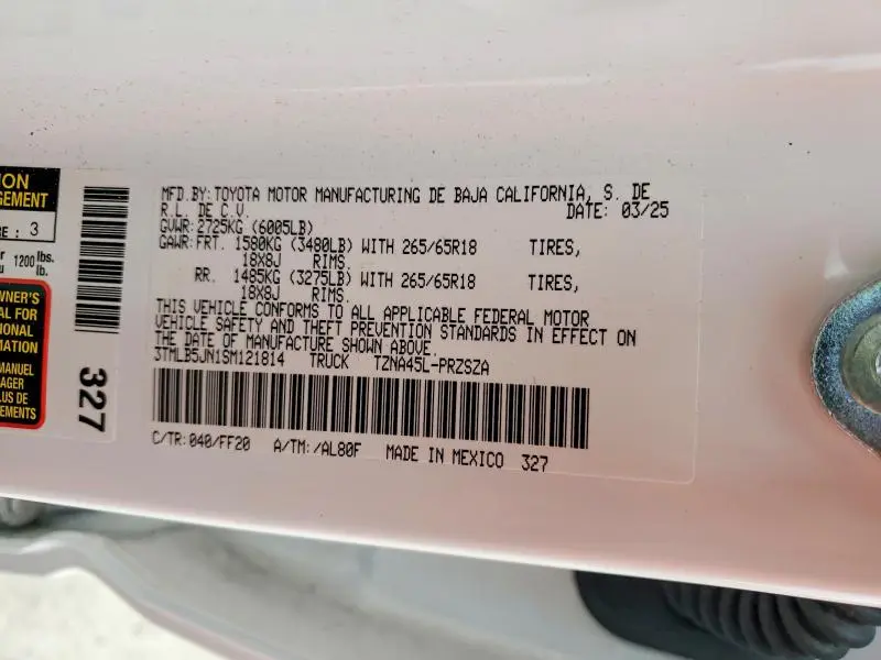 2025 TOYOTA TACOMA SR5  