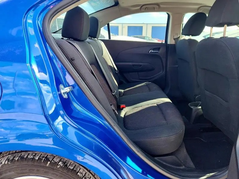 2018 CHEVROLET SONIC LT  