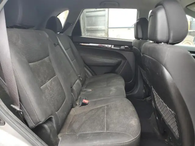 2014 KIA SORENTO LX  