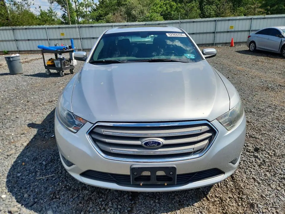 2013 FORD TAURUS SEL  