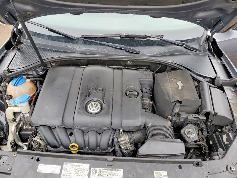 2014 VOLKSWAGEN PASSAT SE  