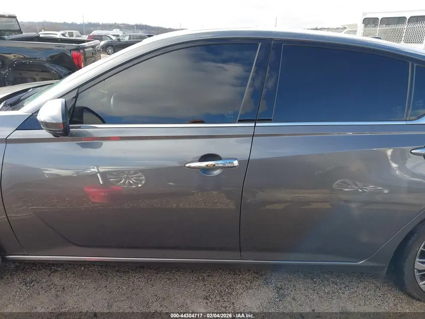 2025 NISSAN ALTIMA SL FWD